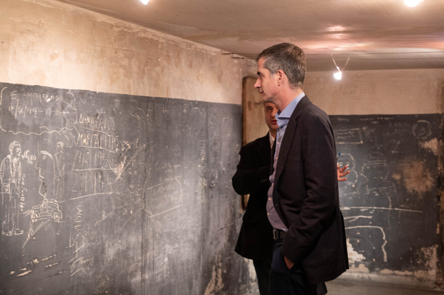 «ΚΟΡΑΗ 4»: Το κολαστήριο της Κομαντατούρ πέρασε στα χέρια του υπουργείου Πολιτισμού και του Δήμου Αθηναίων