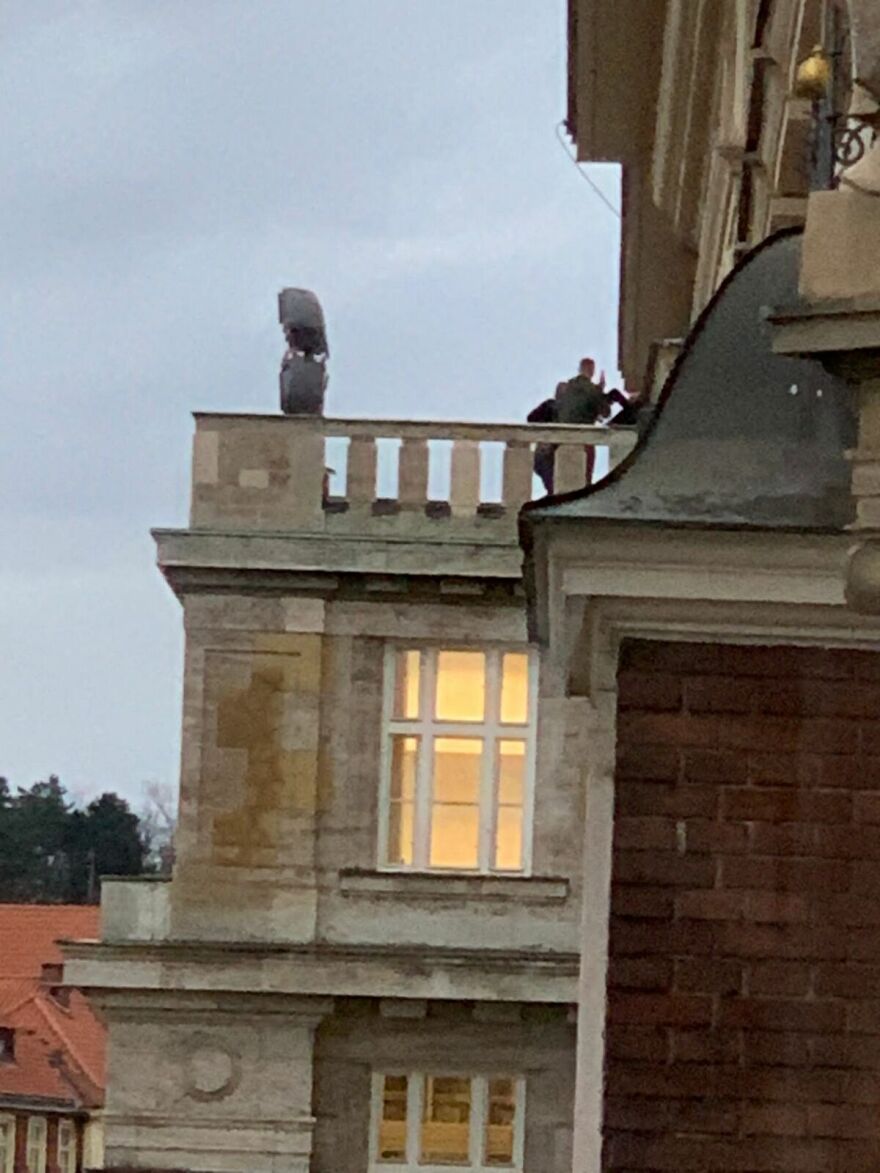 Μακελειό σε πανεπιστήμιο στην Πράγα: Τουλάχιστον 15 νεκροί και 24 τραυματίες αναφέρει η αστυνομία 