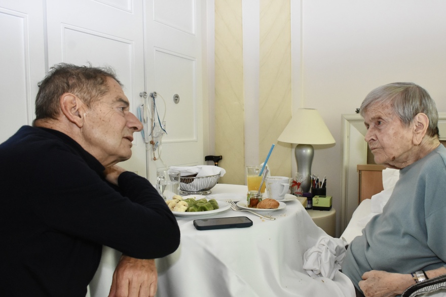 Αρβελέρ στον Δανίκα: Ο Ανδρόνικος έκανε λάθος, έχω πέντε ευρήματα ότι ο Μέγας Αλέξανδρος ετάφη στη Βεργίνα