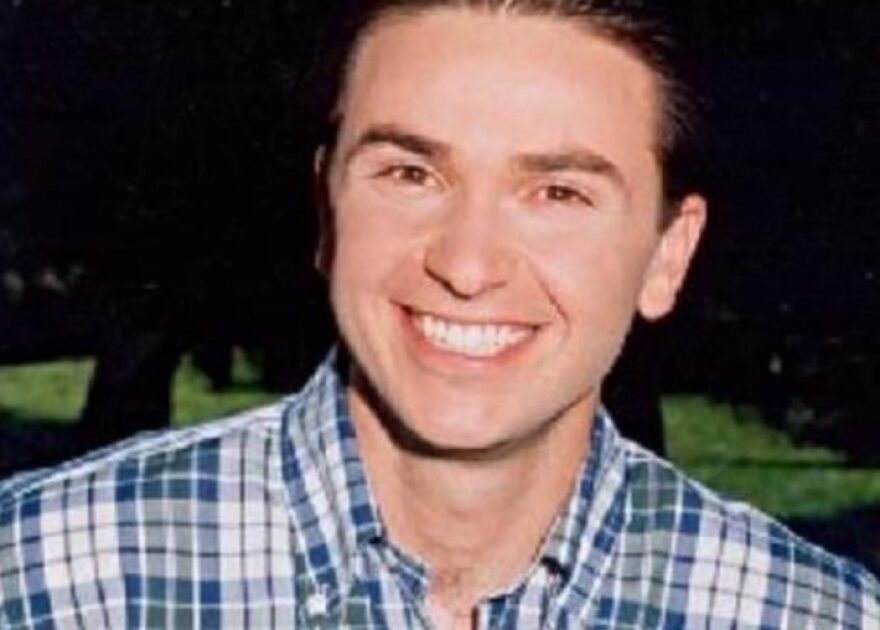 Σωτήρης Καλυβάτσης: Συγκινήθηκε μιλώντας για τον Αντώνη Παραρά - Δείτε βίντεο