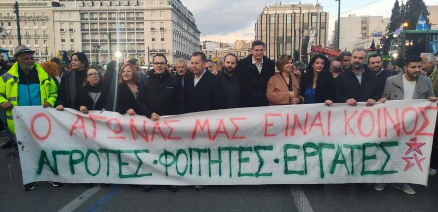 Υστερία Κασσελάκη κατά του Πρώτου Θέματος: Και όμως, πήγε και έφυγε μόνος του από το Σύνταγμα