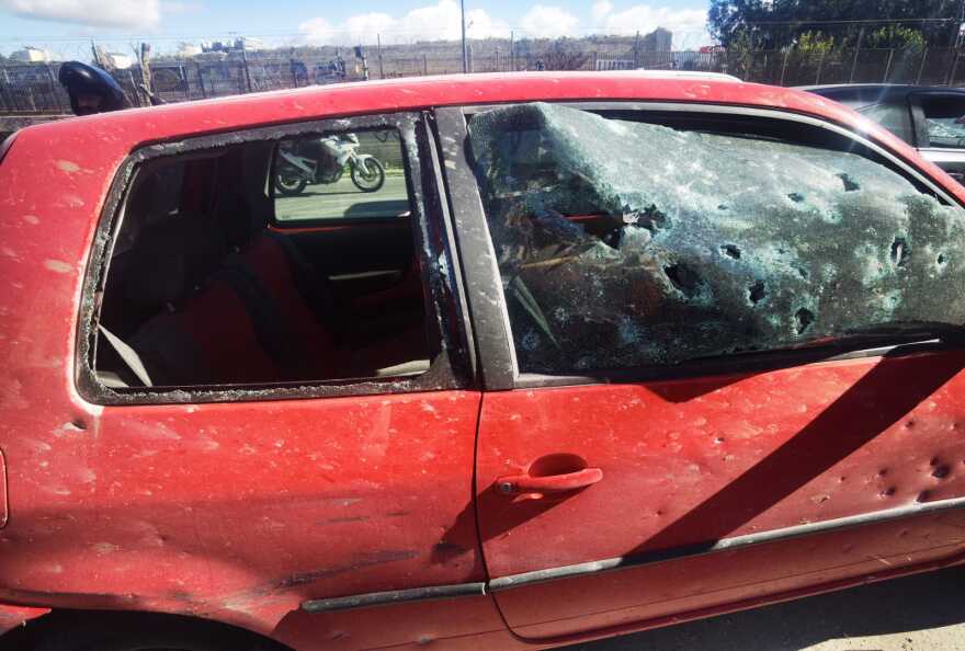 Βομβιστική επίθεση στον Πειραιά: Νονοί και ποινικοί προσπαθούσαν να ελέγξουν το βενζινάδικο - Δείτε βίντεο