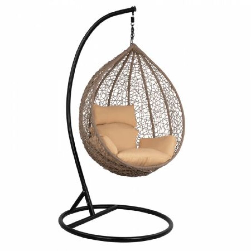 Μικρό μπαλκόνι; Με αυτά τα διακοσμητικά tips θα φαίνεται μεγαλύτερο