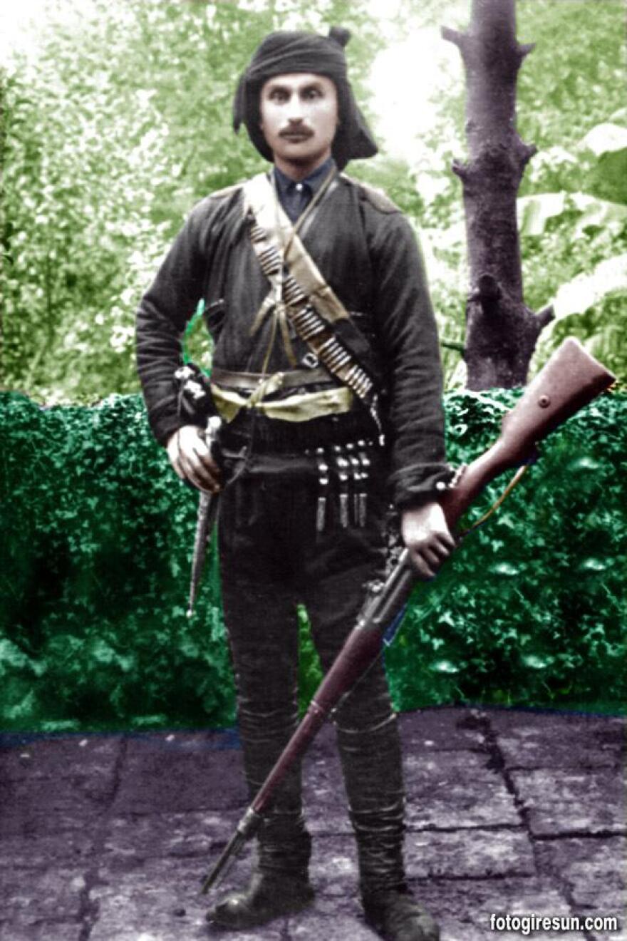 Πώς ο Κεμάλ εξαπάτησε τους Κούρδους και τους έστρεψε εναντίον των Ελλήνων στη Μικρά Ασία