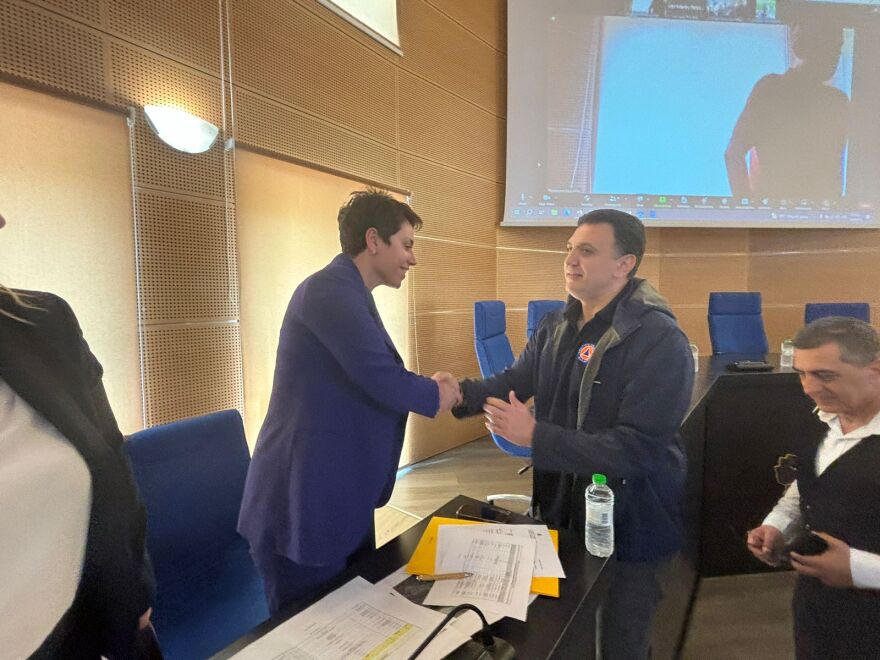 Κακοκαιρία: Στη Θεσσαλία ο Κικίλιας - Έκτακτο δελτίο επιδείνωσης από την ΕΜΥ, στο κόκκινο έξι περιοχές 