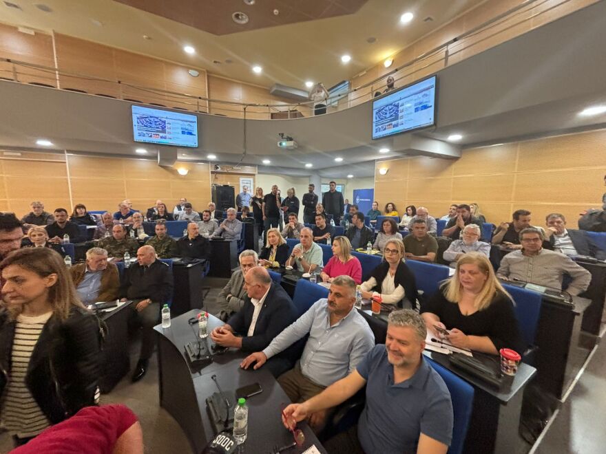 Κακοκαιρία: Στη Θεσσαλία ο Κικίλιας - Έκτακτο δελτίο επιδείνωσης από την ΕΜΥ, στο κόκκινο έξι περιοχές 