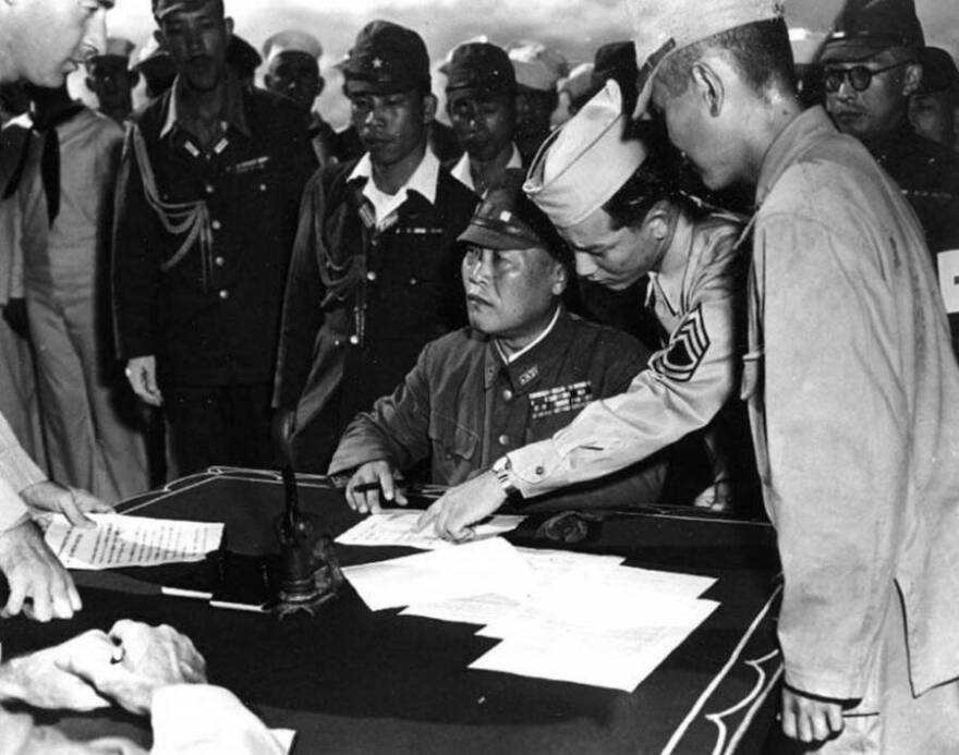 Τζορτζ Μπους: Το άγνωστο περιστατικό από τον Β’ Παγκόσμιο Πόλεμο – Πώς κατάφερε να γλιτώσει από κανίβαλους