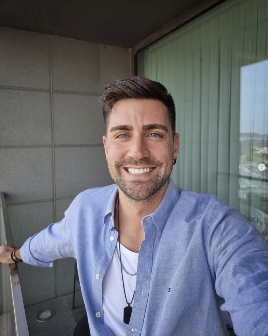 Τούρκος ηθοποιός αγόρασε το σχολείο του και το κατεδάφισε για να εκδικηθεί τους δασκάλους του