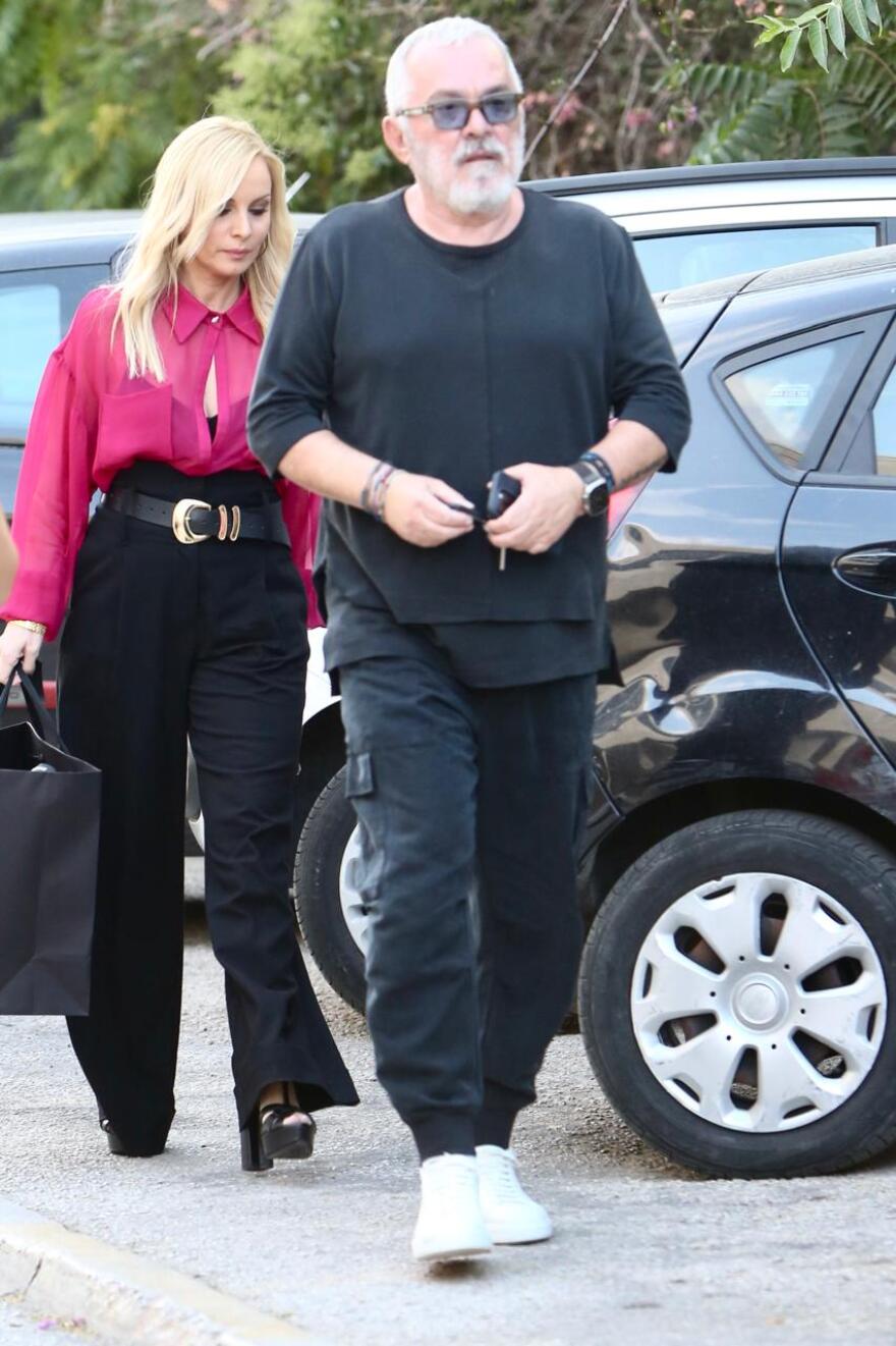 Κώστας Καραφώτης - Κάτια Μάνου: Ο πρώτος χορός των νεόνυμφων - Δείτε το βίντεο