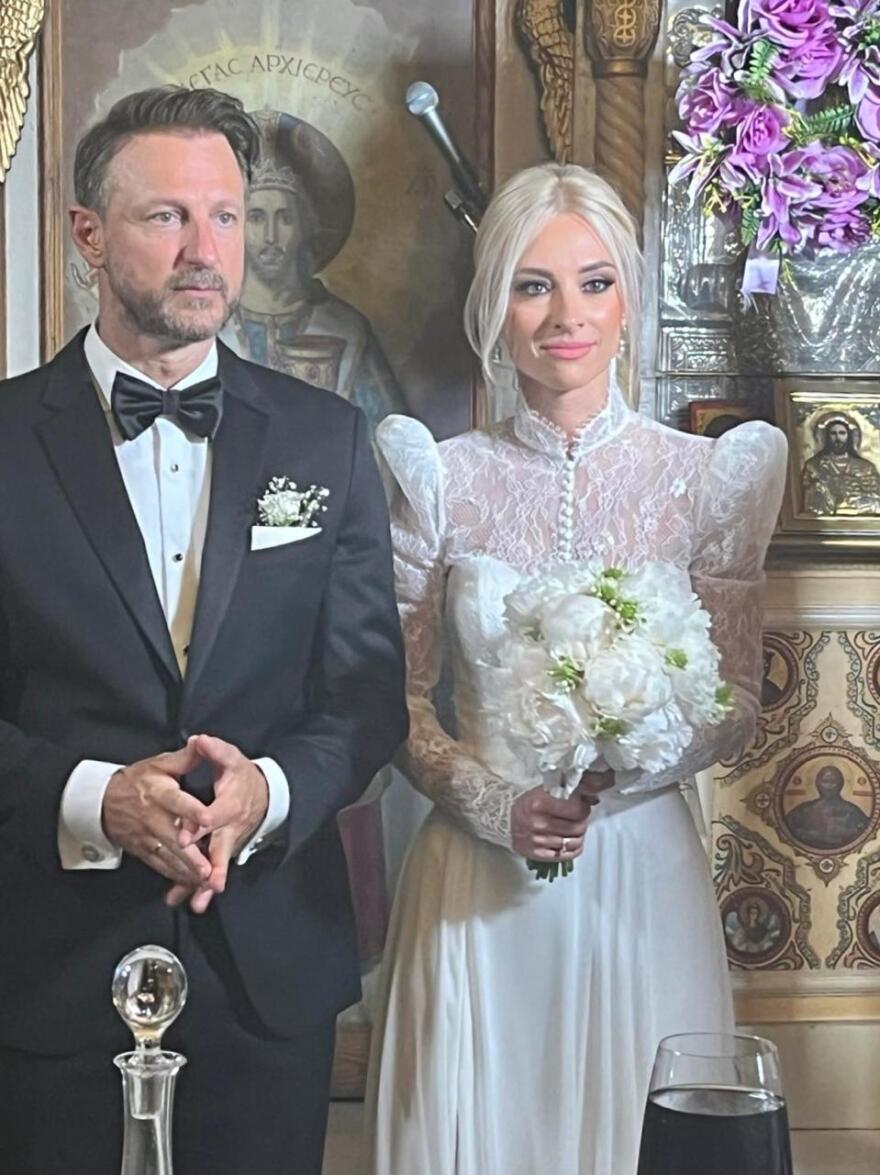 Κώστας Καραφώτης - Κάτια Μάνου: Ο πρώτος χορός των νεόνυμφων - Δείτε το βίντεο