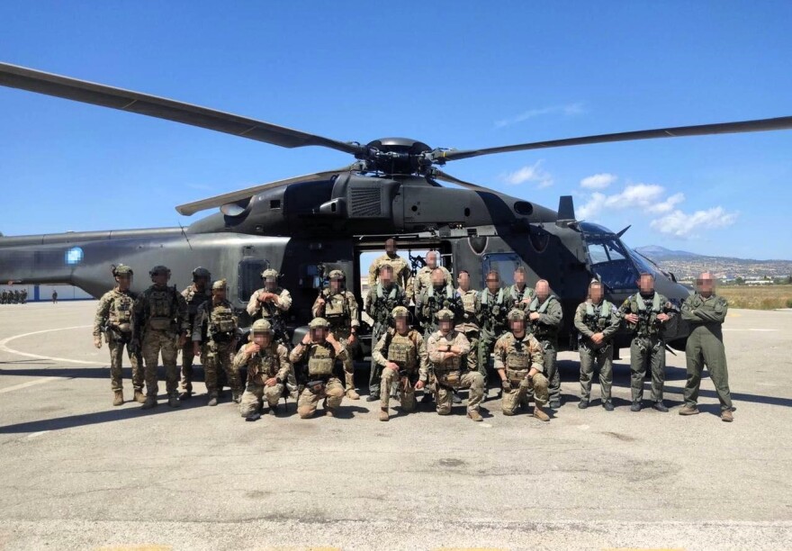 Συνεκπαίδευση Ελλάδας - ΗΠΑ στην Αττική ενόψει της παραλαβής των νέων ελικοπτέρων Black Hawk - Φωτογραφίες