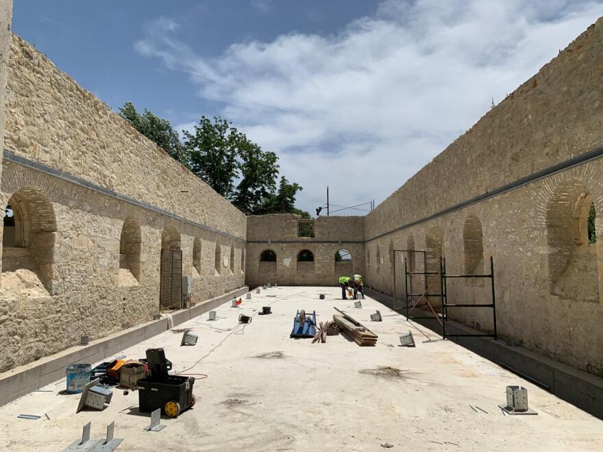 Τατόι: Δείτε τις εργασίες, ποια κτήρια αποκαθίστανται και πότε παραδίδονται - Φωτογραφίες