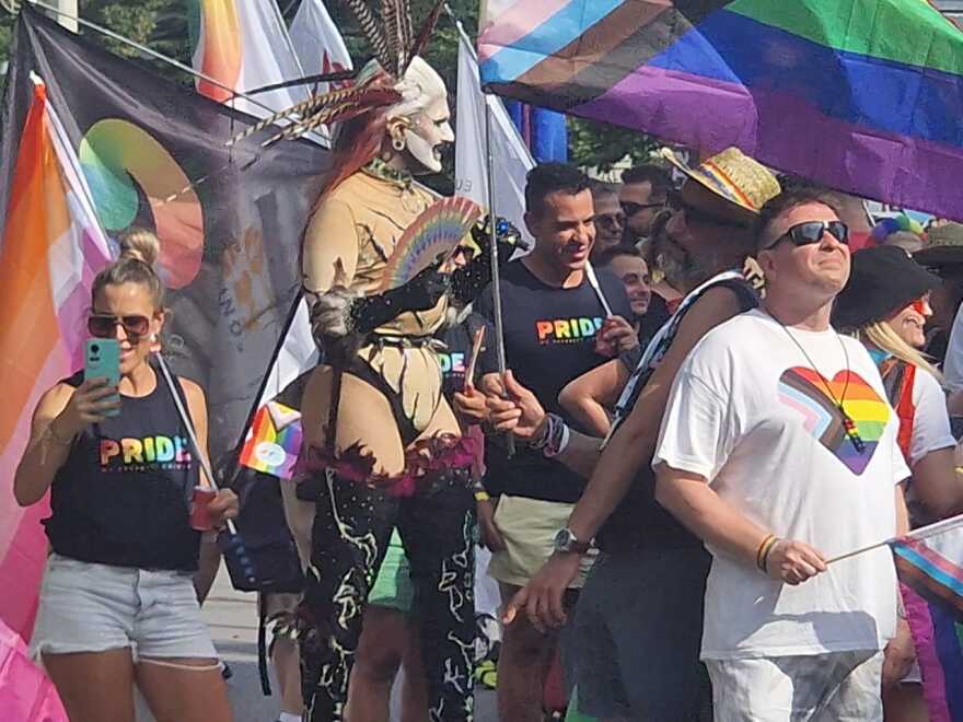 Θεσσαλονίκη: Ολοκληρώθηκε η μεγάλη παρέλαση υπερηφάνειας του Europride - Δείτε βίντεο και φωτογραφίες