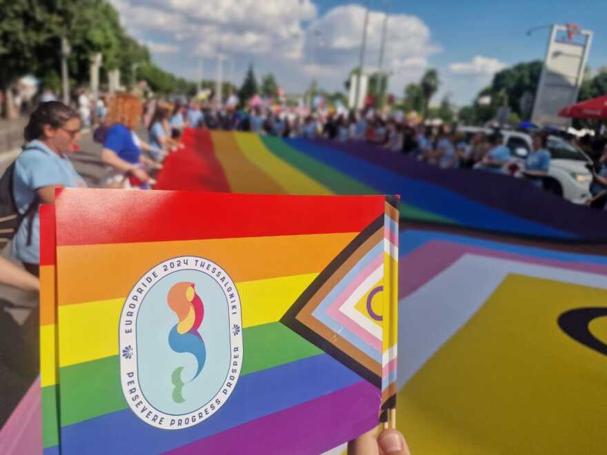 Θεσσαλονίκη: Ολοκληρώθηκε η μεγάλη παρέλαση υπερηφάνειας του Europride - Δείτε βίντεο και φωτογραφίες