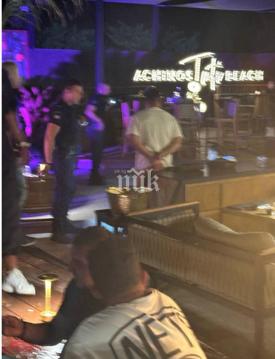 Χαλκιδική: Νέα βίντεο από τη συμπλοκή στο beach bar - Πανικόβλητοι έτρεχαν οι θαμώνες, γροθιές, καρέκλες και πυροβολισμοί