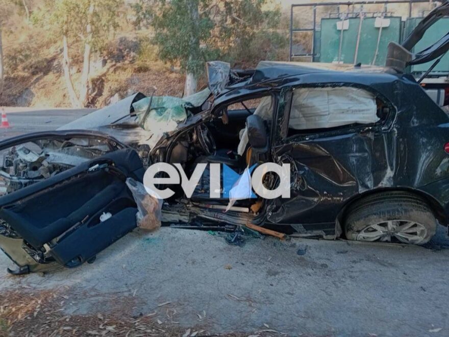 Εύβοια: Τροχαίο στη Λάμψακο με σοβαρά τραυματισμένο οδηγό αυτοκινήτου - Βίντεο και φωτογραφίες