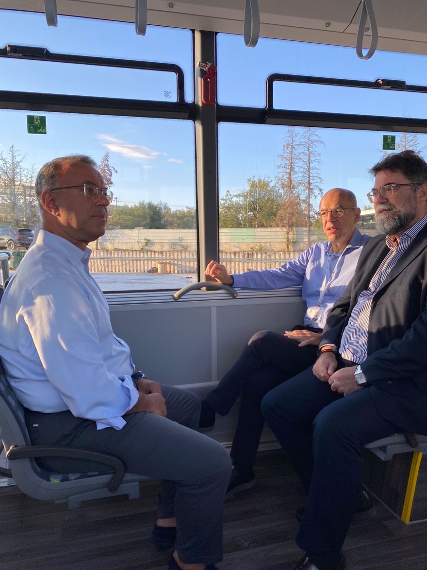 Ανατολική Αττική: Επιπλέον 20 νέα λεωφορεία στα δρομολόγια - Δείτε φωτογραφίες