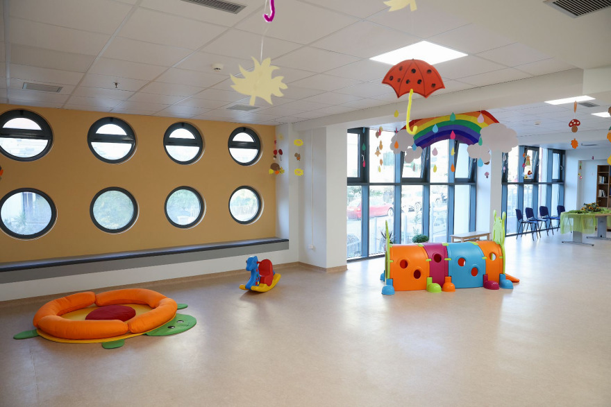 Χαρδαλιάς: 21,7 εκατ. ευρώ από την Περιφέρεια Αττικής για 18 νέους παιδικούς σταθμούς