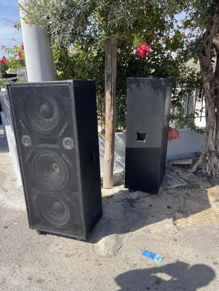 Δυτική Αττική: Έφοδος της ΕΛ.ΑΣ. σε καταυλισμούς με 16 συλλήψεις - Από διακίνηση ναρκωτικών μέχρι ρευματοκλοπή