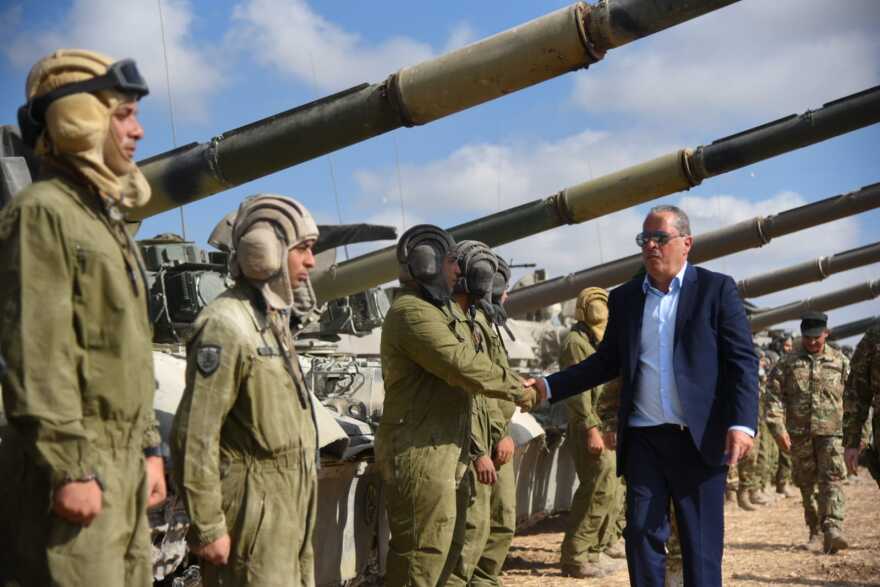 Κύπρος: Ελληνικά F-16 στην άσκηση «Ιρις» πάνω από τη Λάρνακα - Δείτε βίντεο