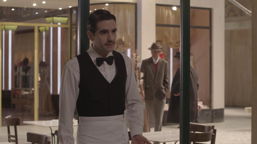 Ο Παράδεισος των κυριών: Το τηλεφώνημα που θα δεχτεί ο Ντίνος θα ρίξει φως στην αλήθεια