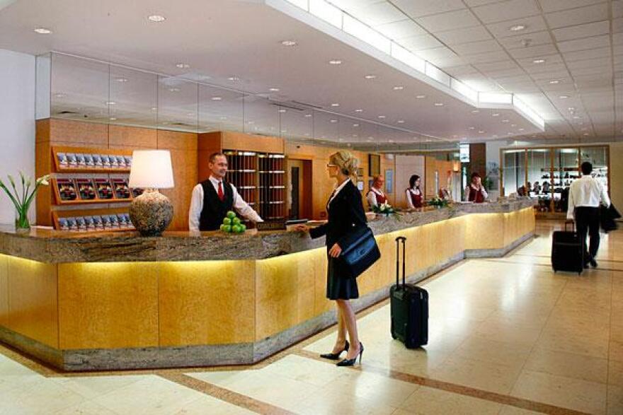 Η οικοδομή «πήρε» τους εργαζομένους από ξενοδοχεία και εστιατόρια 