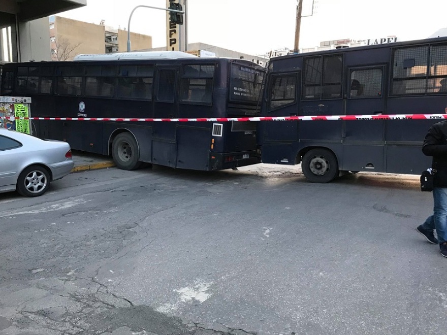 Θεσσαλονίκη:  Επεισόδια έξω από το ξενοδοχείο που μίλησε ο Τσίπρας