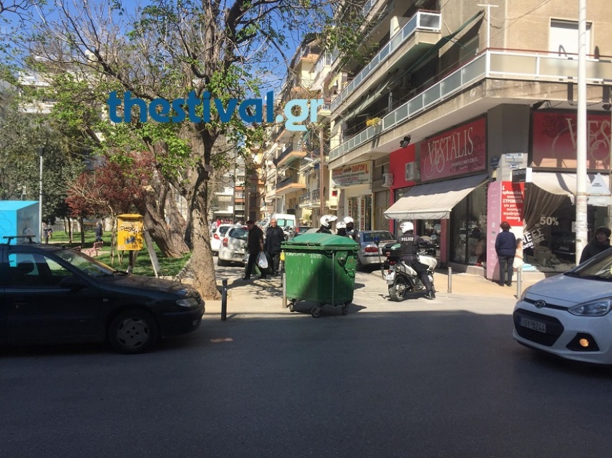 Θεσσαλονίκη: Νεκρή 47χρονη που έπεσε από μπαλκόνι πολυκατοικίας