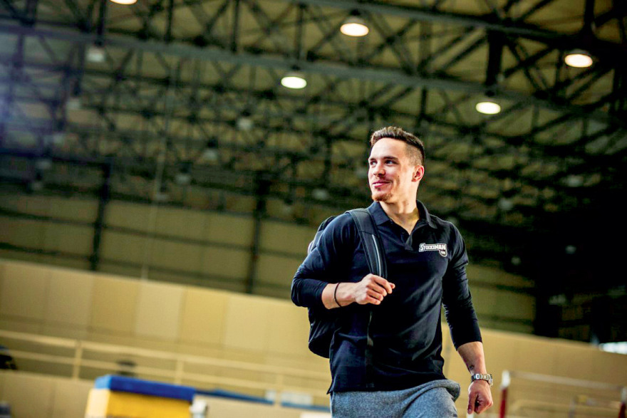 Λευτέρης Πετρούνιας: Το φαινόμενο των κρίκων