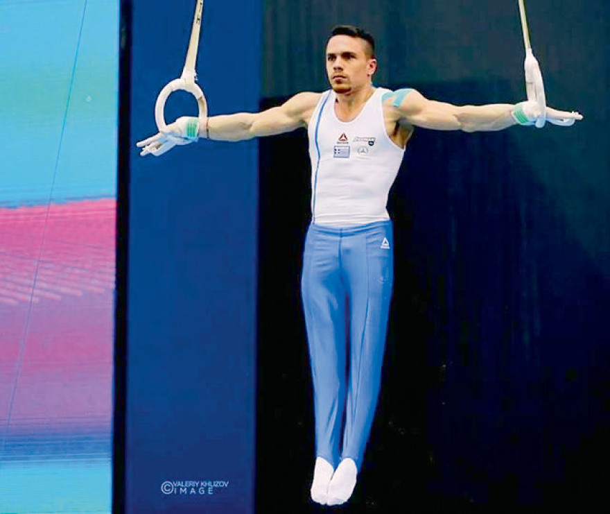 Λευτέρης Πετρούνιας: Το φαινόμενο των κρίκων