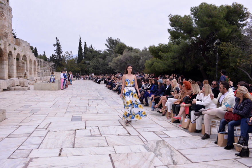 Κιτς σόου στο Ηρώδειο με τις ευλογίες του ΚΑΣ