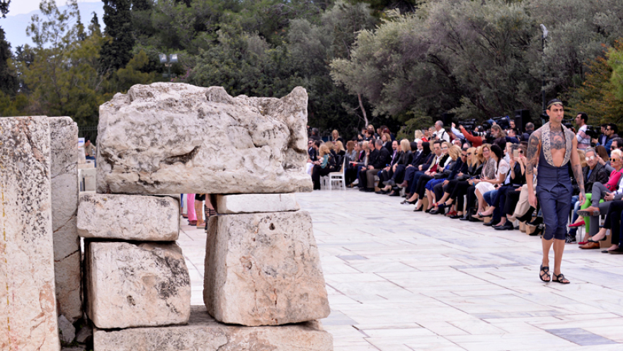 Κιτς σόου στο Ηρώδειο με τις ευλογίες του ΚΑΣ
