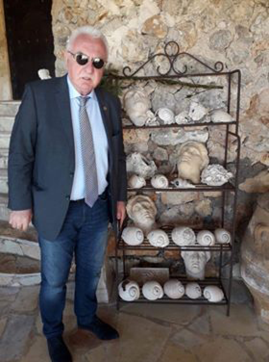 Συνελήφθη Γερμανός αρχαιοκάπηλος: Βρέθηκαν δεκάδες αντικείμενα στη βίλα του