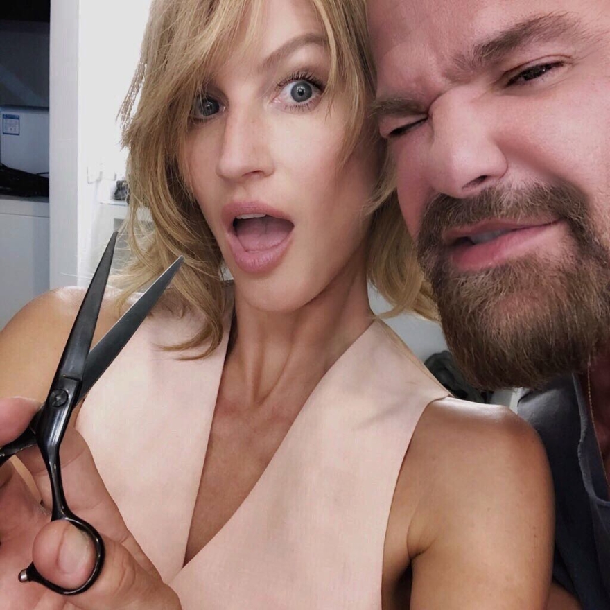 Φωτογραφία: Η Ζιζέλ έκοψε τα μακριά μαλλιά της 