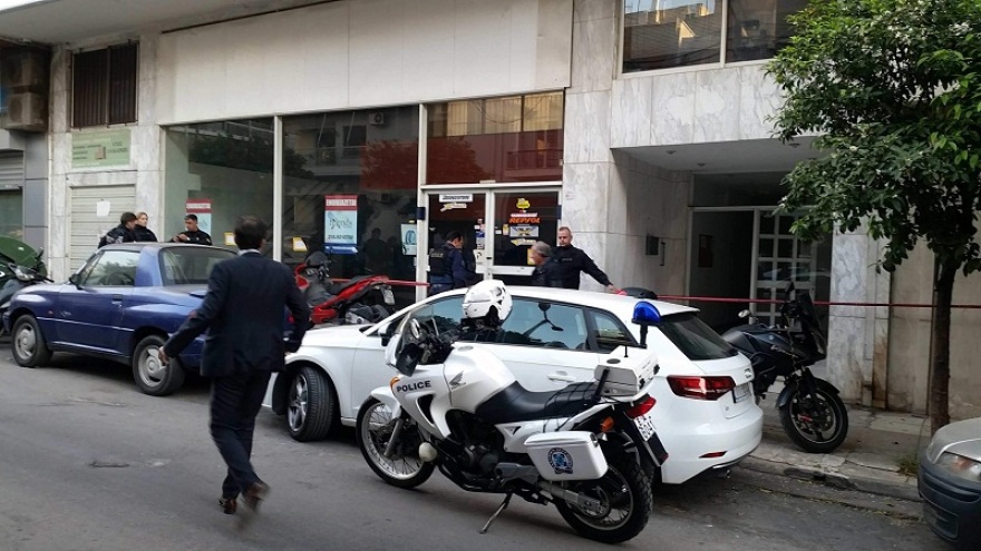 Πανικός στα γραφεία της εφημερίδας «Μακελειό»: Ο Στέφανος Χίος πυροβόλησε κατά δικαστικού επιμελητή