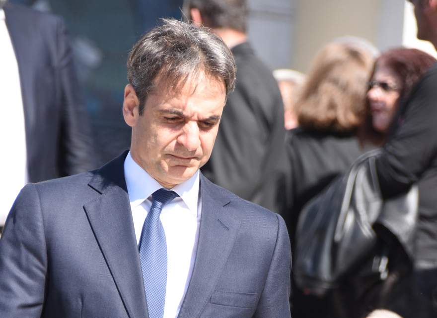 Ανείπωτη θλίψη στο τελευταίο «αντίο» στον Στέλιο Σκλαβενίτη