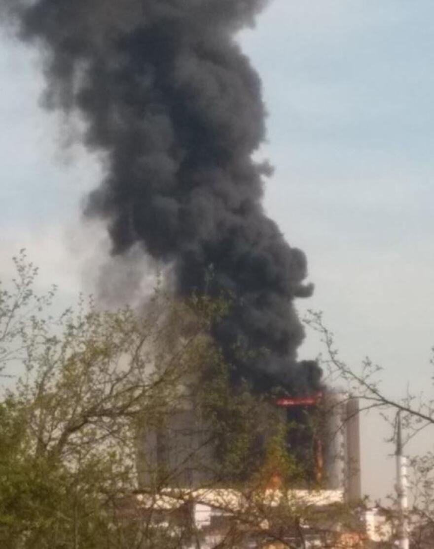 Βίντεο: Τεράστια φωτιά σε νοσοκομείο στην Κωνσταντινούπολη