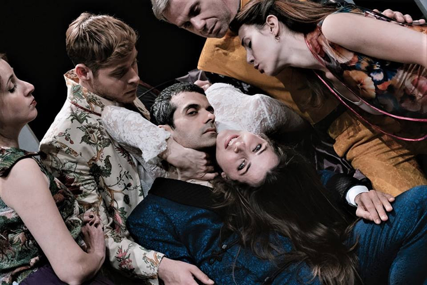 Έξι γιγάντια κάδρα-έξι ήρωες του Μολιέρου