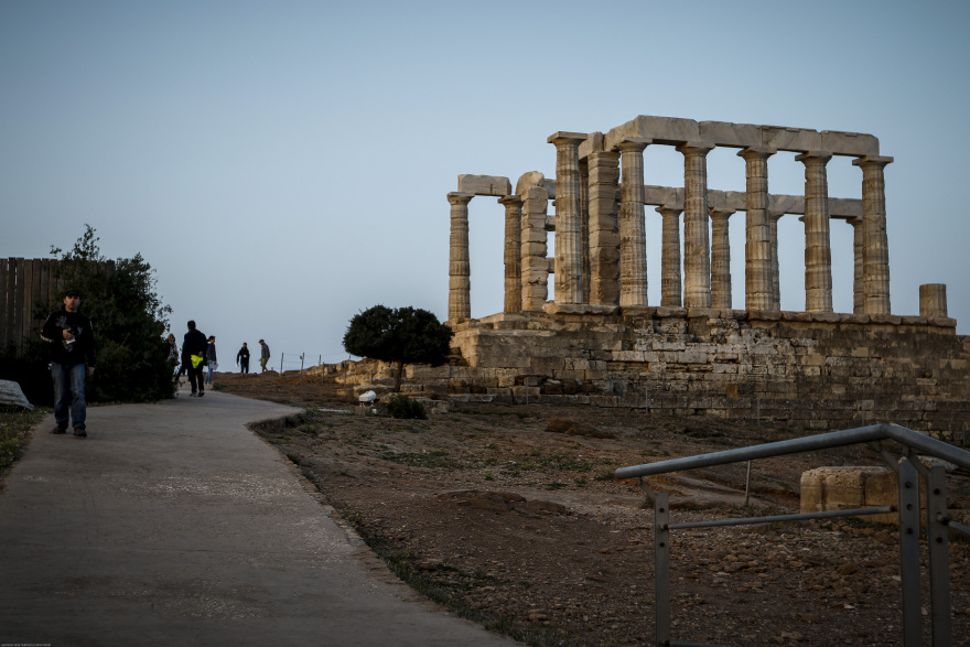 Φωτογραφίες: Δείτε τα γυρίσματα του BBC στο Σούνιο