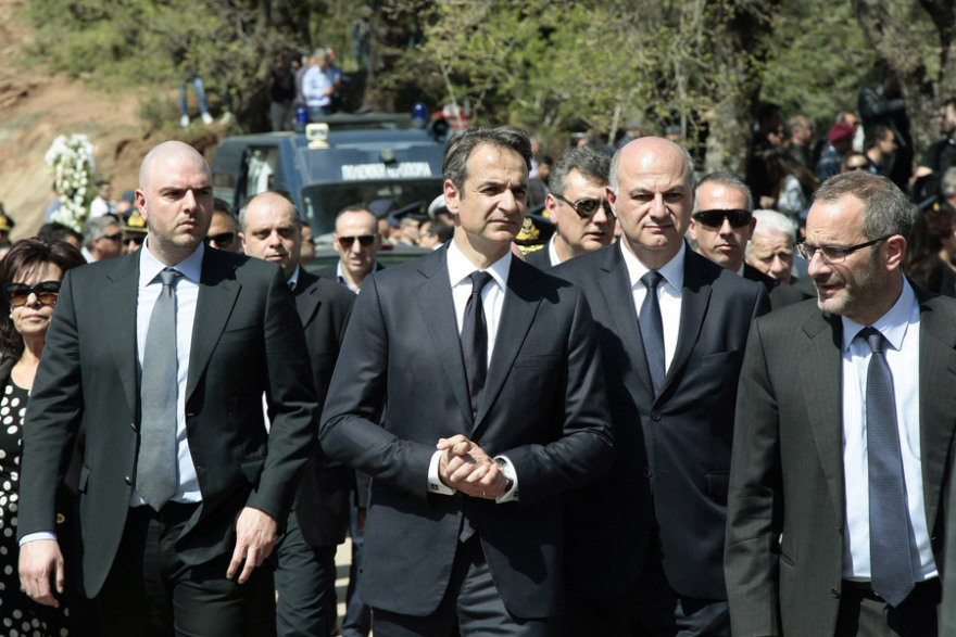 Η Ελλάδα αποχαιρέτησε τον ήρωα σμηναγό