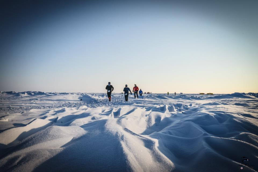 Αργύρης Παπαθανασόπουλος: Ο Έλληνας νικητής στον μαραθώνιο του Βορείου Πόλου! (φωτογραφίες, βίντεο)