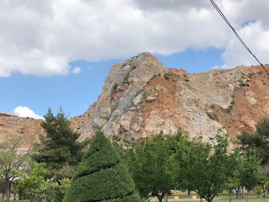 Σοκ στο Κερατσίνι: Πέθανε ο 16χρονος που έπεσε από ύψος 60 μέτρων βγάζοντας selfie