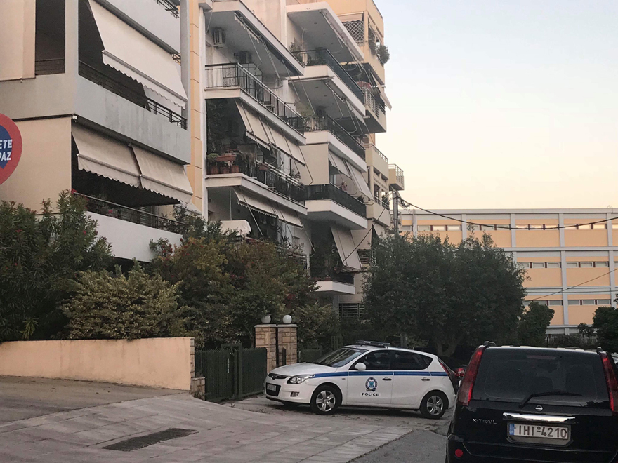 Φρίκη στη Νέα Σμύρνη: Βρήκαν νεκρό βρέφος τυλιγμένο με τον ομφάλιο λώρο