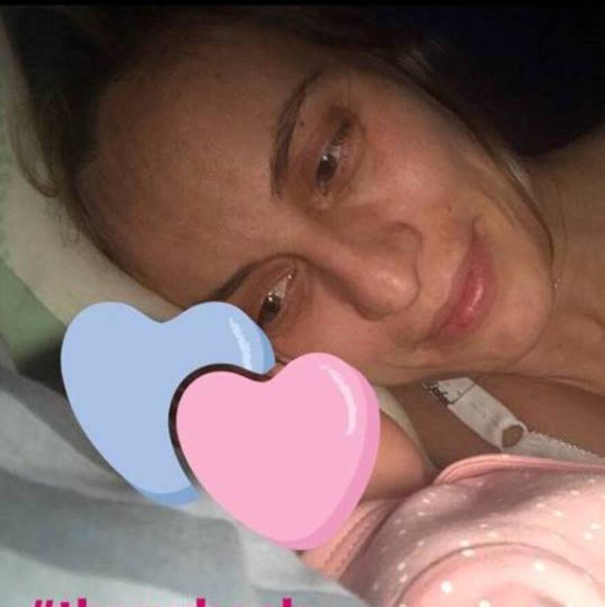 Ελεονώρα Μελέτη: Η πρώτη φωτογραφία με την κορούλα της