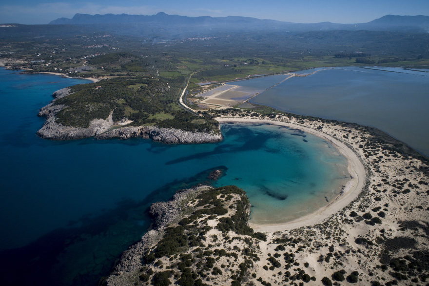 Βοϊδοκοιλιά: Απόδραση στη μαγευτική παραλία
