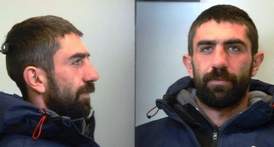 Αυτοί είναι οι δύο που μπήκαν στο σπίτι του 88χρονου στη Γλυφάδα και αυτός τους πυροβόλησε