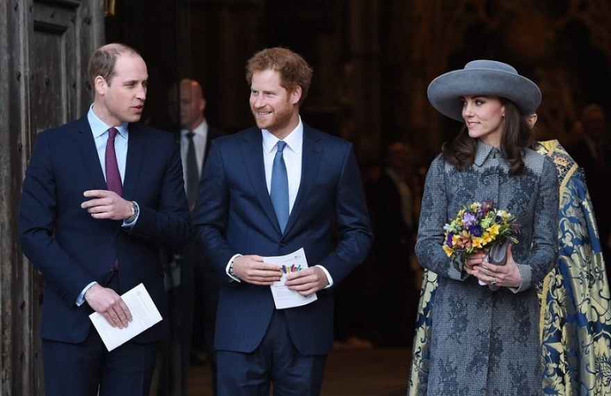 Δώρο στη μικρή Λίλιμπετ έστειλαν ο Ουίλιαμ και η Κέιτ - Η Ελισάβετ προσκάλεσε σε γεύμα τον πρίγκιπα Χάρι