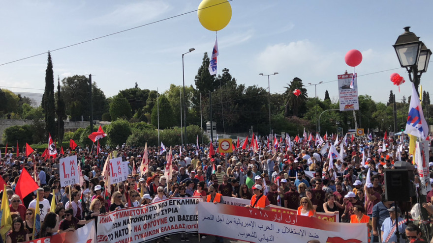 Με άρματα για τον πόλεμο, τους πλειστηριασμούς και τις συλλογικές συμβάσεις το ΠΑΜΕ για την Πρωτομαγιά