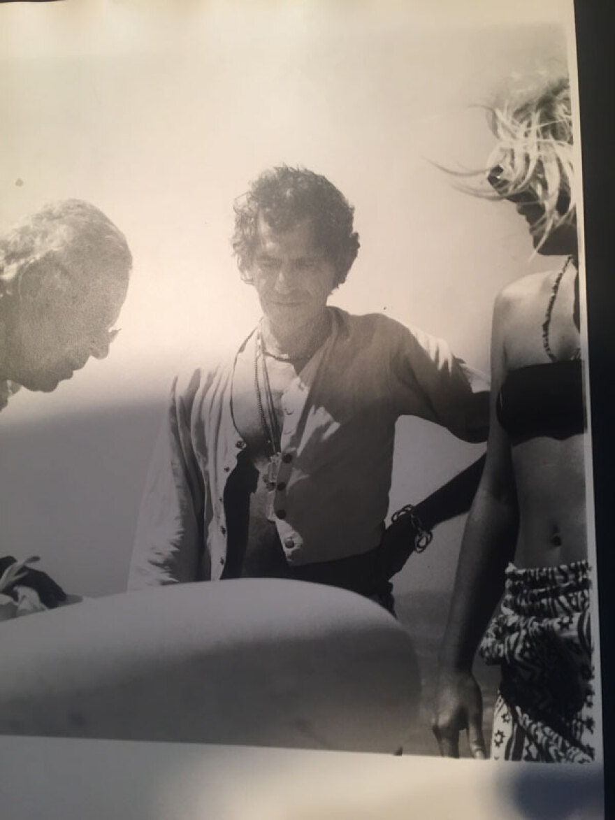 Ο Μηνάς, οι Rolling Stones και οι «μαϊμούδες»