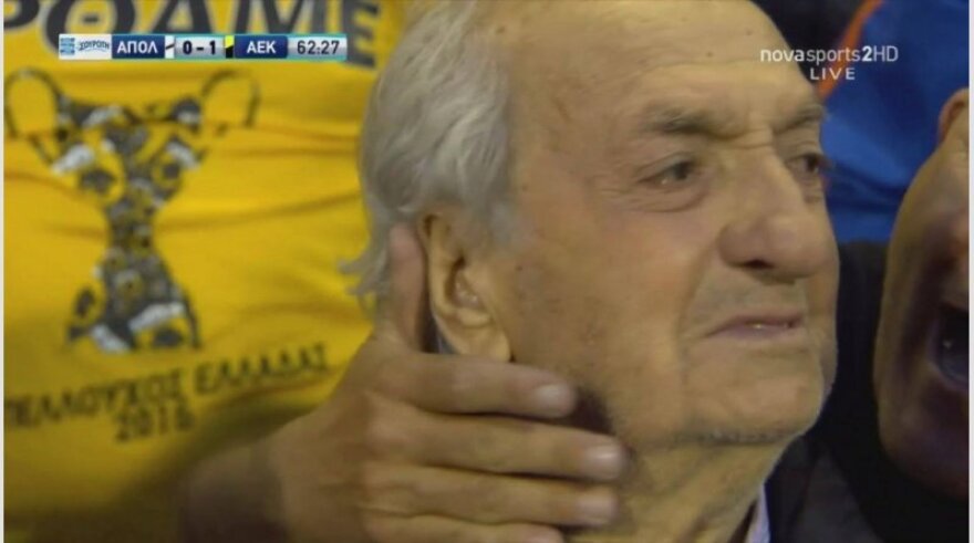 Φωτογραφίες: Ο βουρκωμένος Κώστας Νεστορίδης πανηγυρίζει τον τίτλο της ΑΕΚ